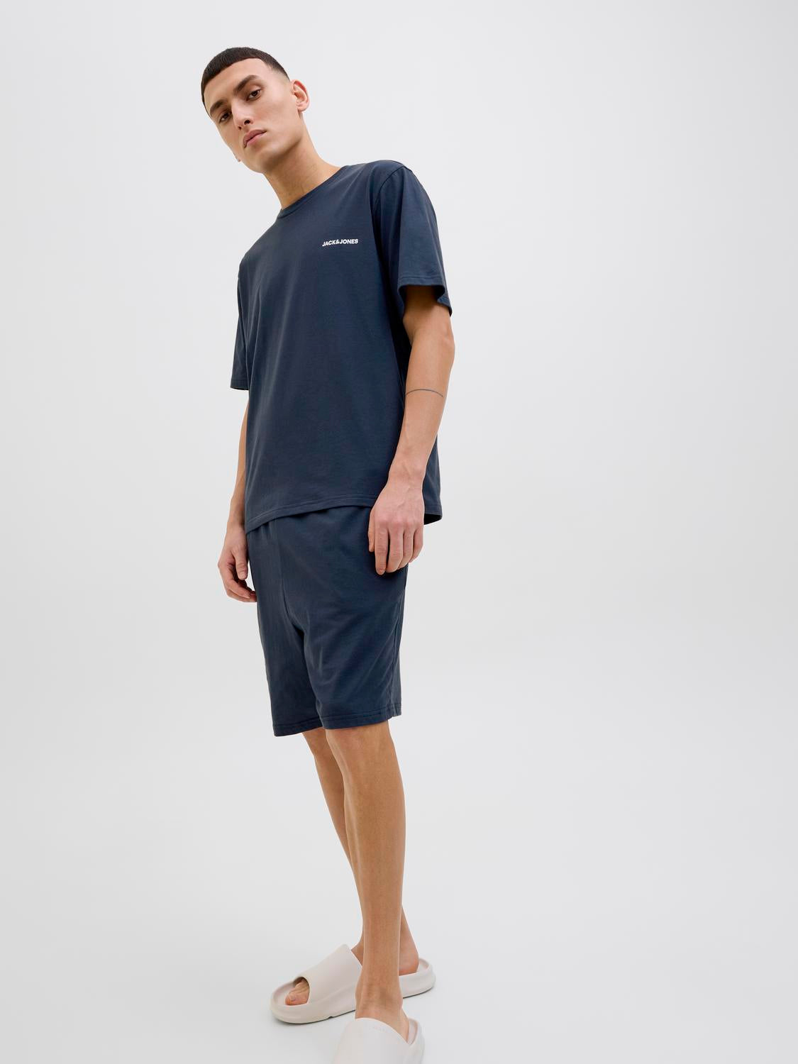 JACEVEREST T-SHIRT AND SHORTS SET
